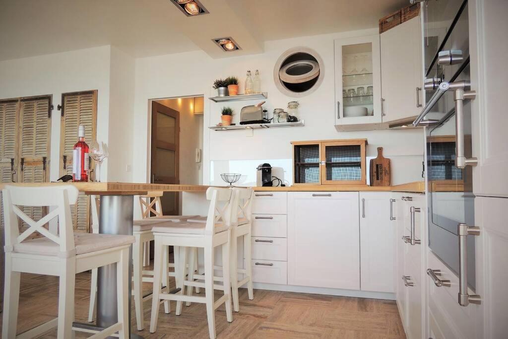 Emplacement Privilegie Pour Ce Bel Appartement แซ็งต์-ราฟาเอล ภายนอก รูปภาพ